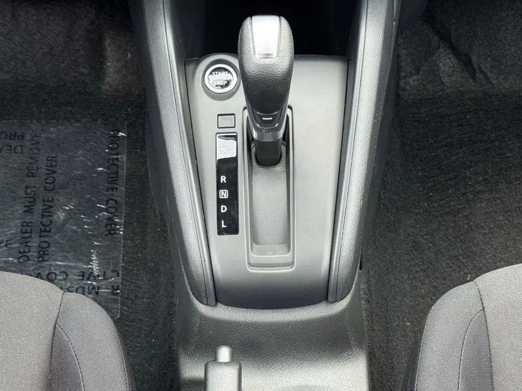 2025 Nissan KICKS PLAY Base - Photo 17