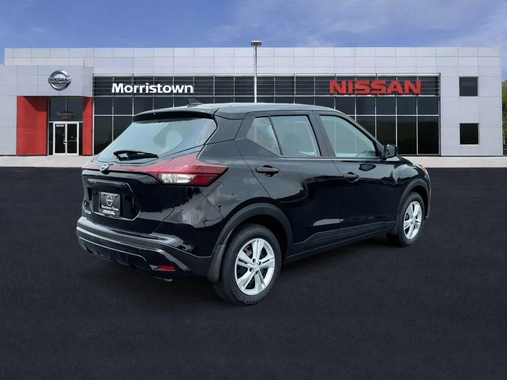 2025 Nissan KICKS PLAY Base - Photo 6