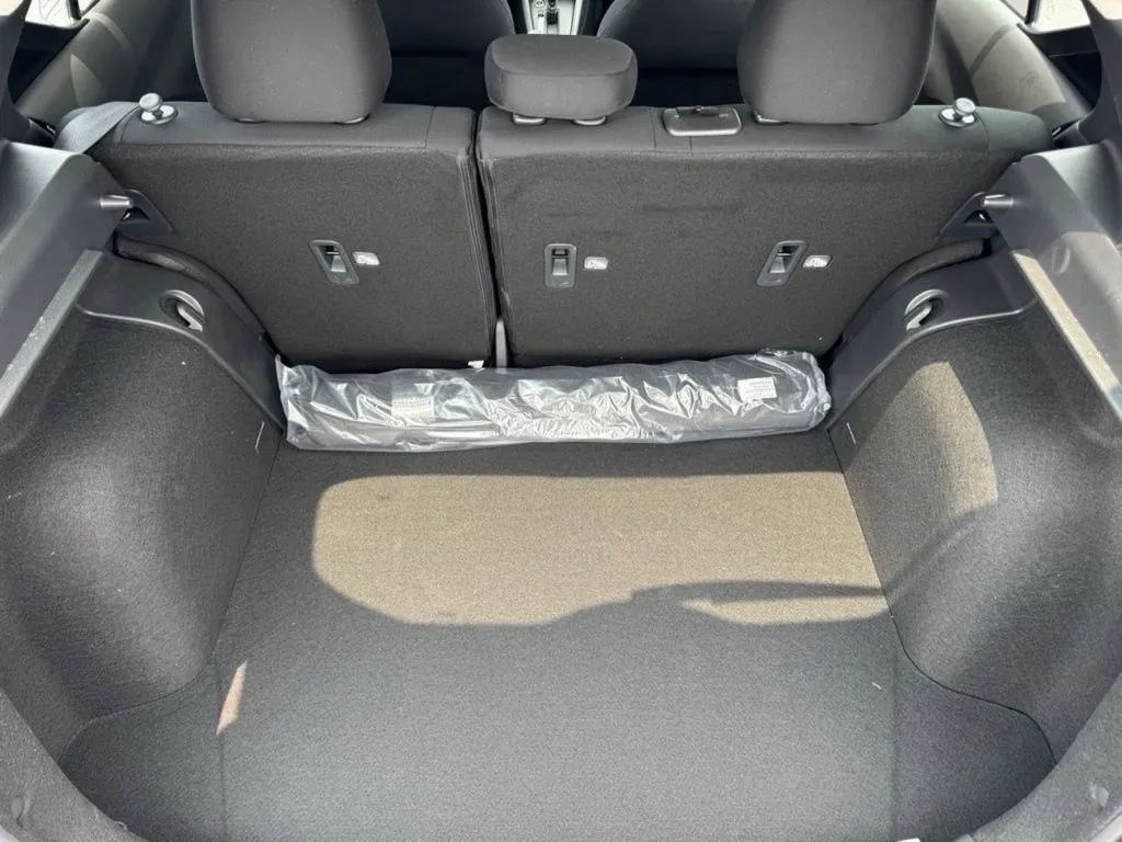 2025 Nissan KICKS PLAY Base - Photo 18