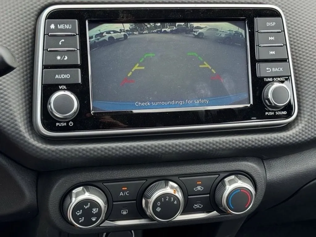 2025 Nissan KICKS PLAY Base - Photo 12