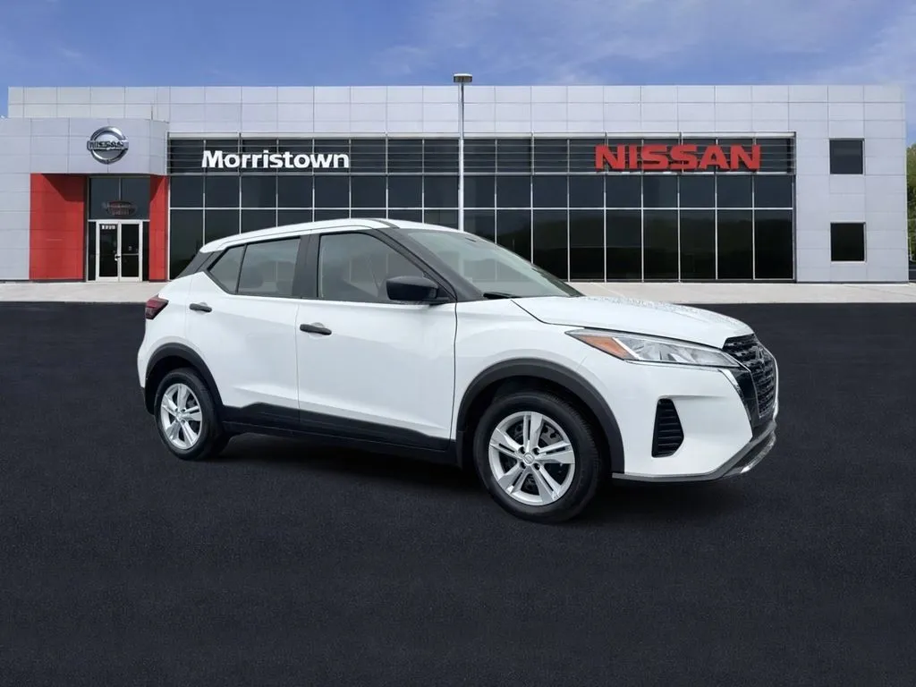 2025 Nissan Kicks Play 1.6 FWD's photo