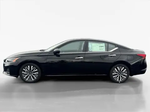 Photos of 2025 Nissan Altima 2.5 SV for sale in Morristown, TN at Morristown Nissan