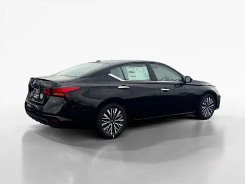 More photos of 2025 Nissan Altima 2.5 SV at Morristown Nissan, TN