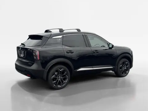 More photos of 2026 Nissan Kicks SR at Morristown Nissan, TN