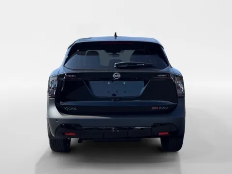 More photos of 2026 Nissan Kicks SR at Morristown Nissan, TN