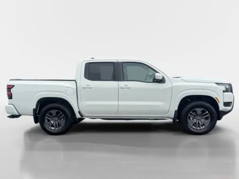 More photos of 2026 Nissan Frontier SV at Morristown Nissan, TN