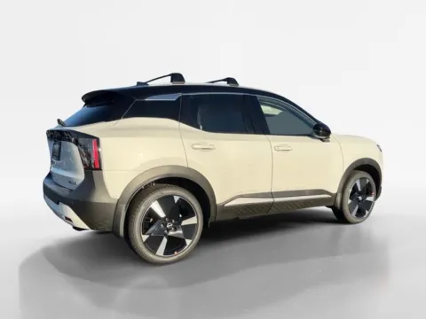 More photos of 2026 Nissan Kicks SR at Morristown Nissan, TN