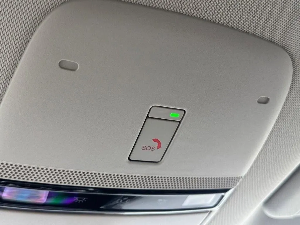 2026 Nissan Armada SV - Photo 15