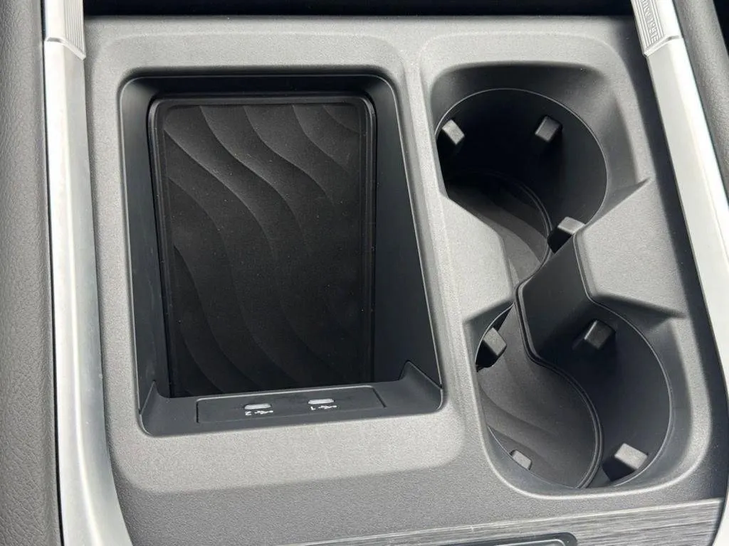 2026 Nissan Armada SV - Photo 14