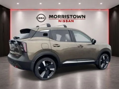 More photos of 2026 Nissan Kicks SR at Morristown Nissan, TN