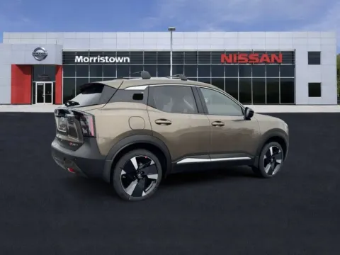 More photos of 2026 Nissan Kicks SR at Morristown Nissan, TN