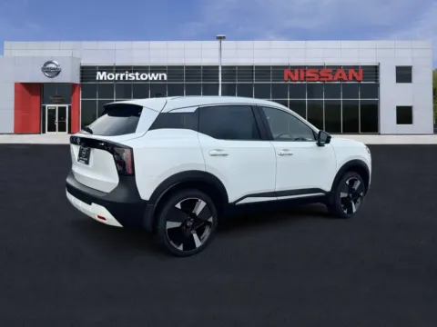 More photos of 2026 Nissan Kicks SR at Morristown Nissan, TN