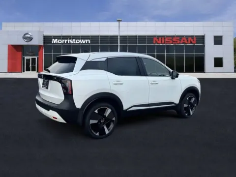More photos of 2026 Nissan Kicks SR at Morristown Nissan, TN