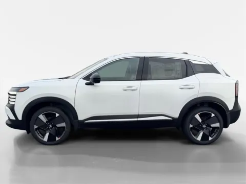 Photos of 2026 Nissan Kicks SR for sale in Morristown, TN at Morristown Nissan