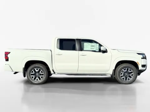 More photos of 2026 Nissan Frontier SV at Morristown Nissan, TN