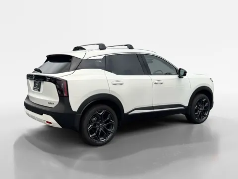 More photos of 2026 Nissan Kicks SR at Morristown Nissan, TN