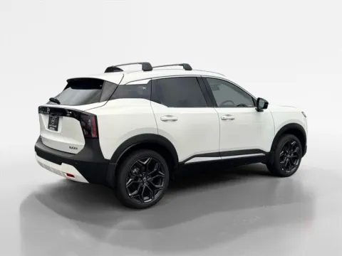 More photos of 2026 Nissan Kicks SR at Morristown Nissan, TN