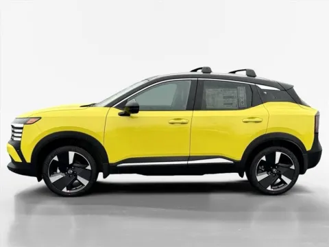 Photos of 2026 Nissan Kicks SR for sale in Morristown, TN at Morristown Nissan