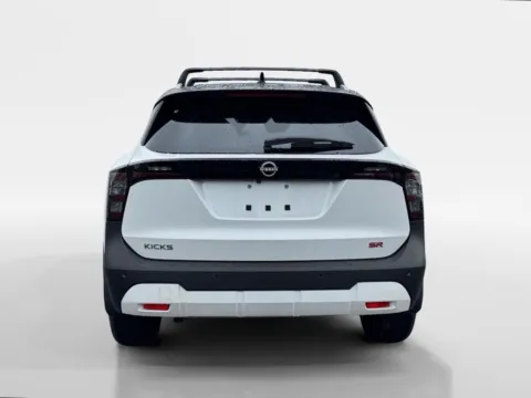 More photos of 2026 Nissan Kicks SR at Morristown Nissan, TN