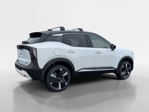 More photos of 2026 Nissan Kicks SR at Morristown Nissan, TN