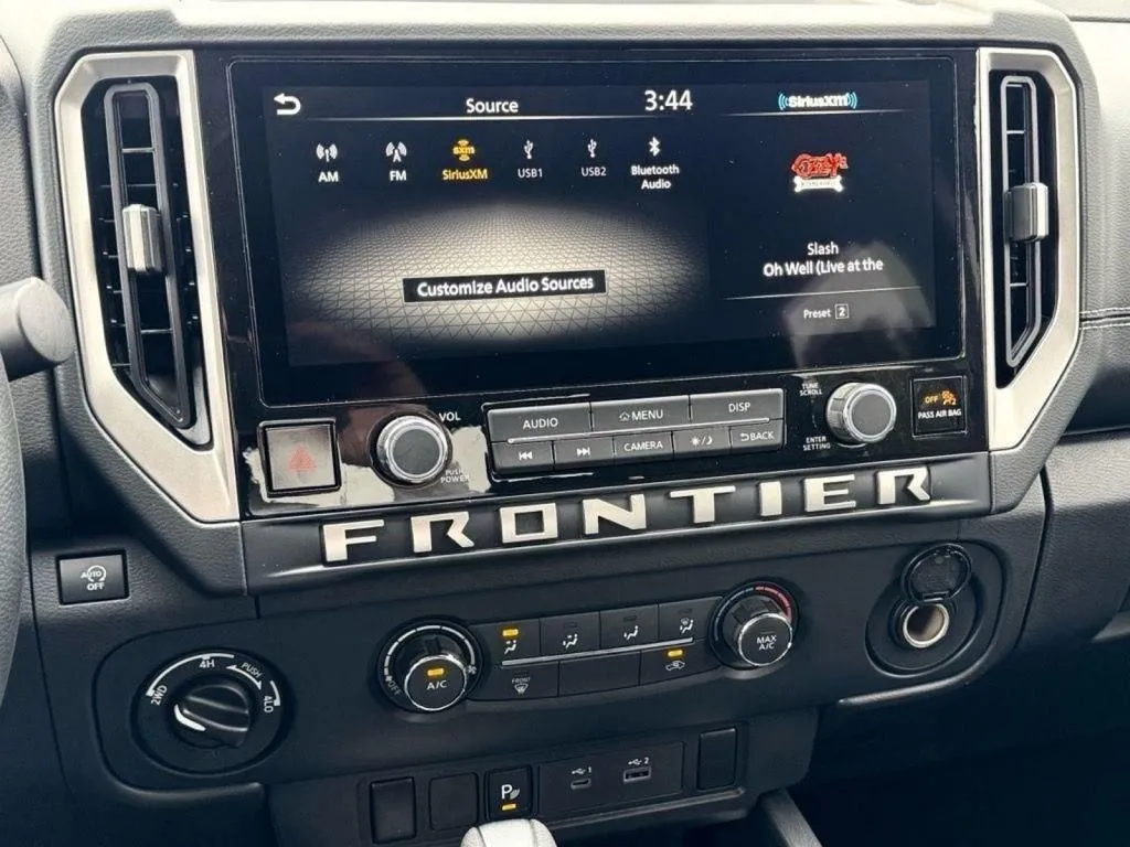 2026 Nissan Frontier SV - Photo 11