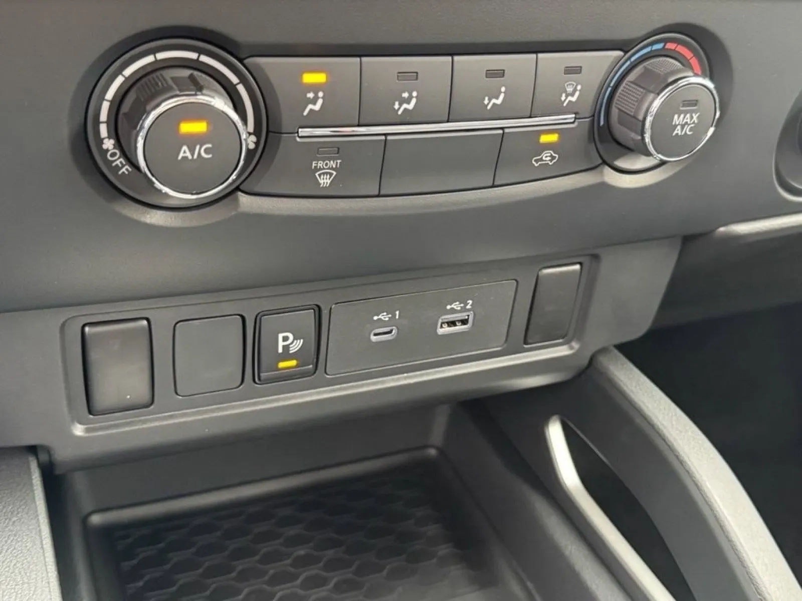 2026 Nissan Frontier SV - Photo 13