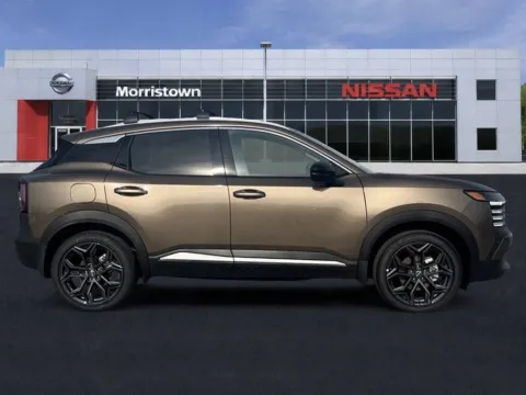 More photos of 2026 Nissan Kicks SR at Morristown Nissan, TN