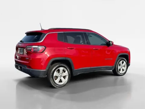 More photos of 2018 Jeep Compass Latitude at Morristown Nissan, TN