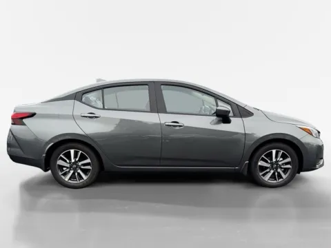 More photos of 2025 Nissan Versa 1.6 SR at Morristown Nissan, TN