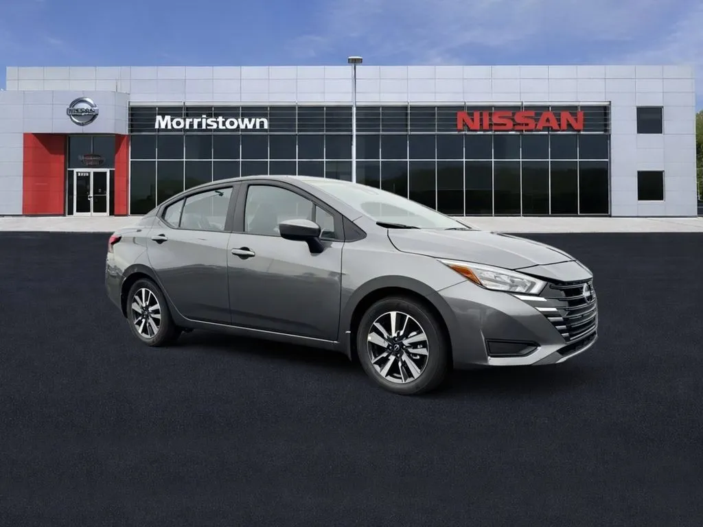 2025 Nissan Versa 1.6 SR CVT's photo
