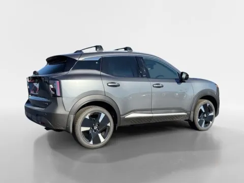 More photos of 2026 Nissan Kicks SR at Morristown Nissan, TN