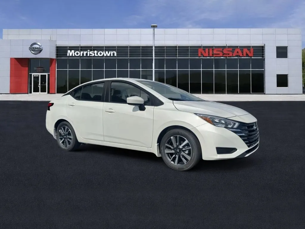 2025 Nissan Versa 1.6 SV CVT's photo