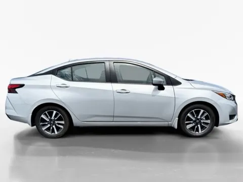 More photos of 2025 Nissan Versa 1.6 SV at Morristown Nissan, TN