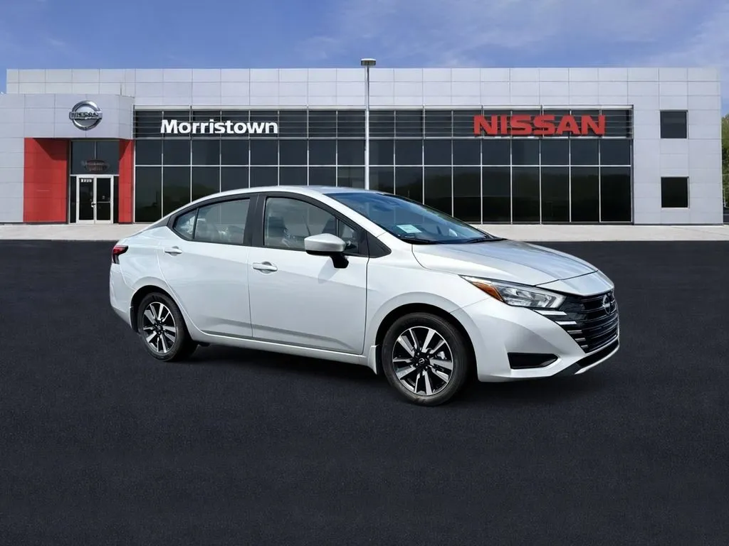 2025 Nissan Versa 1.6 SV CVT's photo