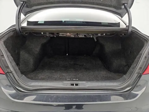 More photos of 2018 Nissan Altima 2.5 S at Morristown Nissan, TN