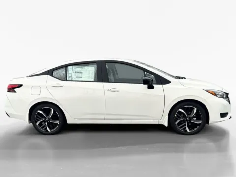 More photos of 2025 Nissan Versa 1.6 SR at Morristown Nissan, TN