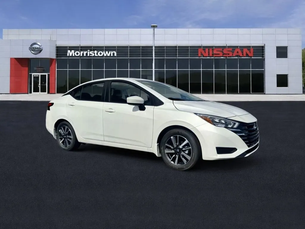 2025 Nissan Versa 1.6 SV CVT's photo