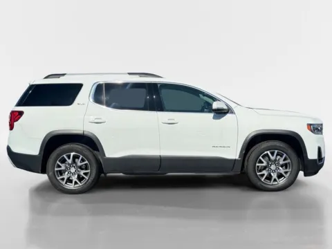 More photos of 2023 GMC Acadia SLT at Morristown Nissan, TN