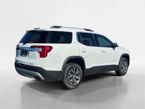 More photos of 2023 GMC Acadia SLT at Morristown Nissan, TN