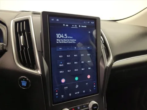 More photos of 2024 Ford Edge Titanium at Morristown Nissan, TN