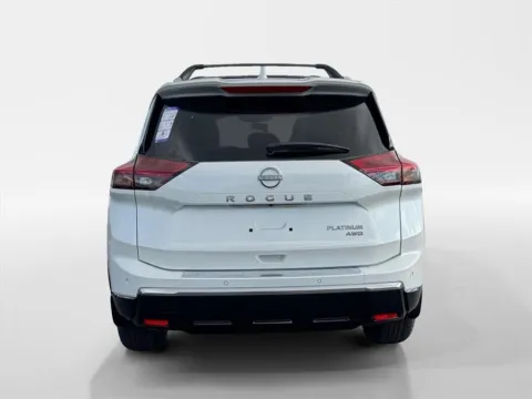 More photos of 2026 Nissan Rogue Platinum at Morristown Nissan, TN
