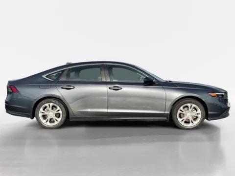 More photos of 2023 Honda Accord LX at Morristown Nissan, TN