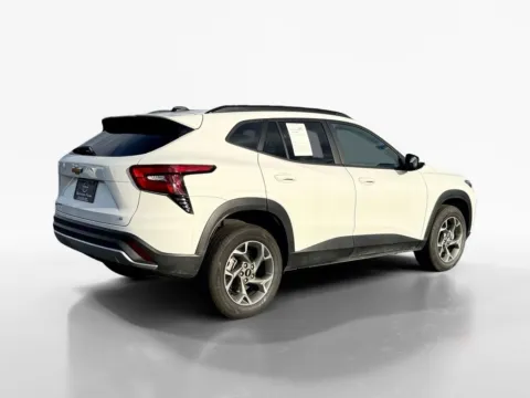 More photos of 2025 Chevrolet Trax LT at Morristown Nissan, TN