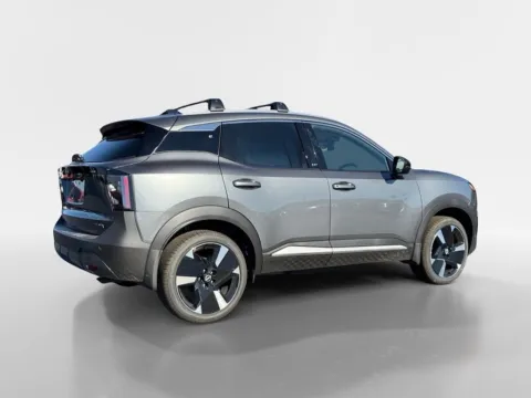 More photos of 2026 Nissan Kicks SR at Morristown Nissan, TN