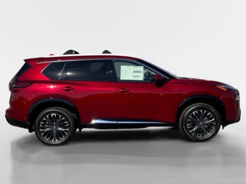 More photos of 2026 Nissan Rogue Platinum at Morristown Nissan, TN