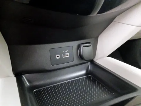 More photos of 2021 Nissan Rogue Sport SV at Morristown Nissan, TN