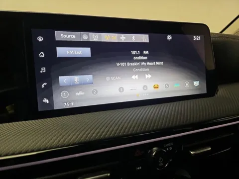 Another view of 2025 Nissan Kicks SR for sale in Morristown, TN at Morristown Nissan