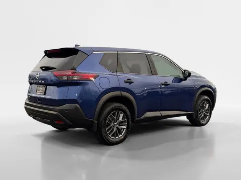 More photos of 2021 Nissan Rogue S at Morristown Nissan, TN