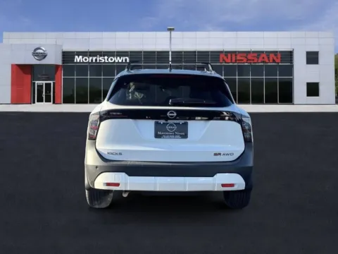 More photos of 2026 Nissan Kicks SR at Morristown Nissan, TN