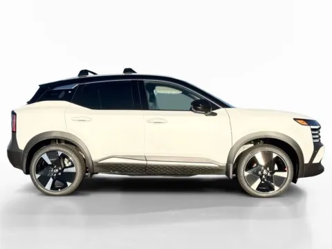 More photos of 2026 Nissan Kicks SR at Morristown Nissan, TN